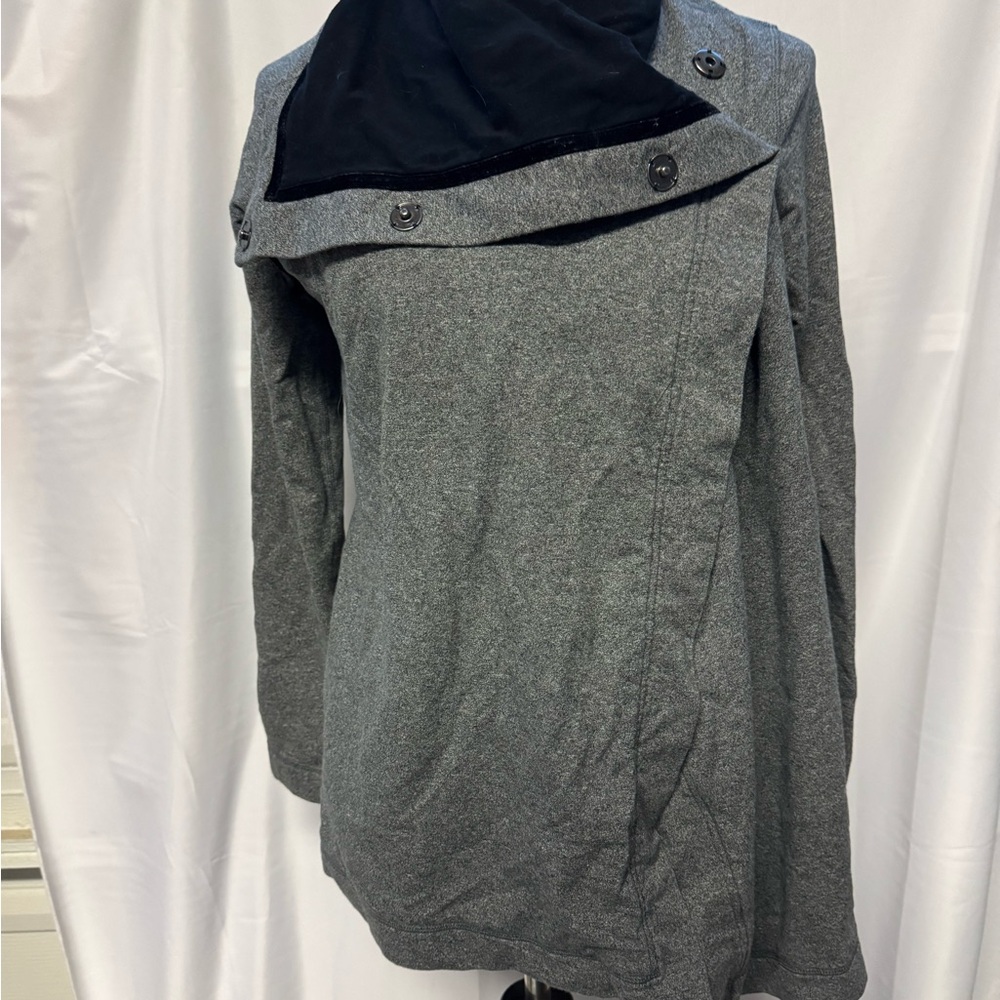 Lululemon Athletica Gray Savasana Wrap Jacket 4